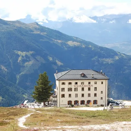 Szálloda Weisshorn Sur St-luc 2337m 2*
