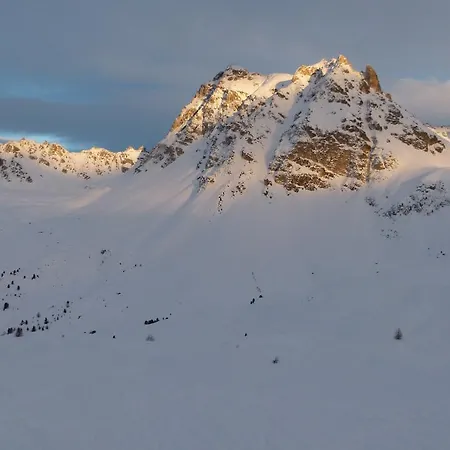 Weisshorn Sur St-luc 2337m سانت لوك