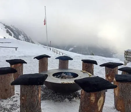 Weisshorn Sur St-luc 2337m 圣吕克