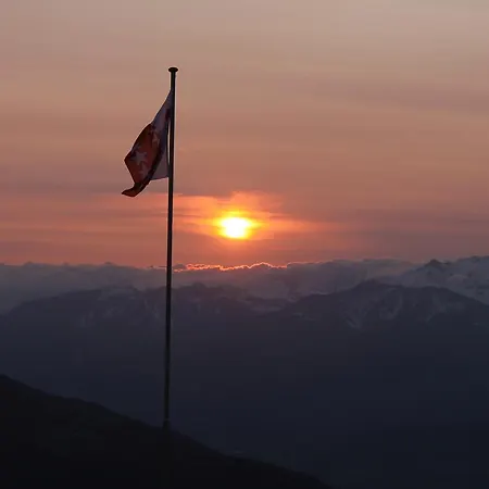 Weisshorn Sur St-luc 2337m فندق 2*