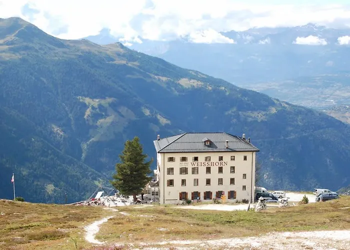 Hotel Weisshorn Sur St-luc 2337m 2*