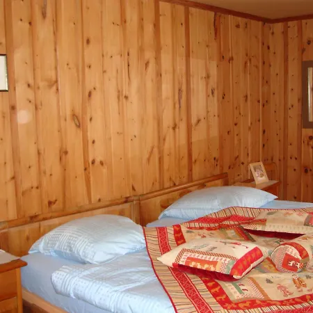 Hotel Weisshorn Sur St-luc 2337m 2*