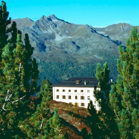 Hotel Weisshorn Sur St-luc 2337m 2*